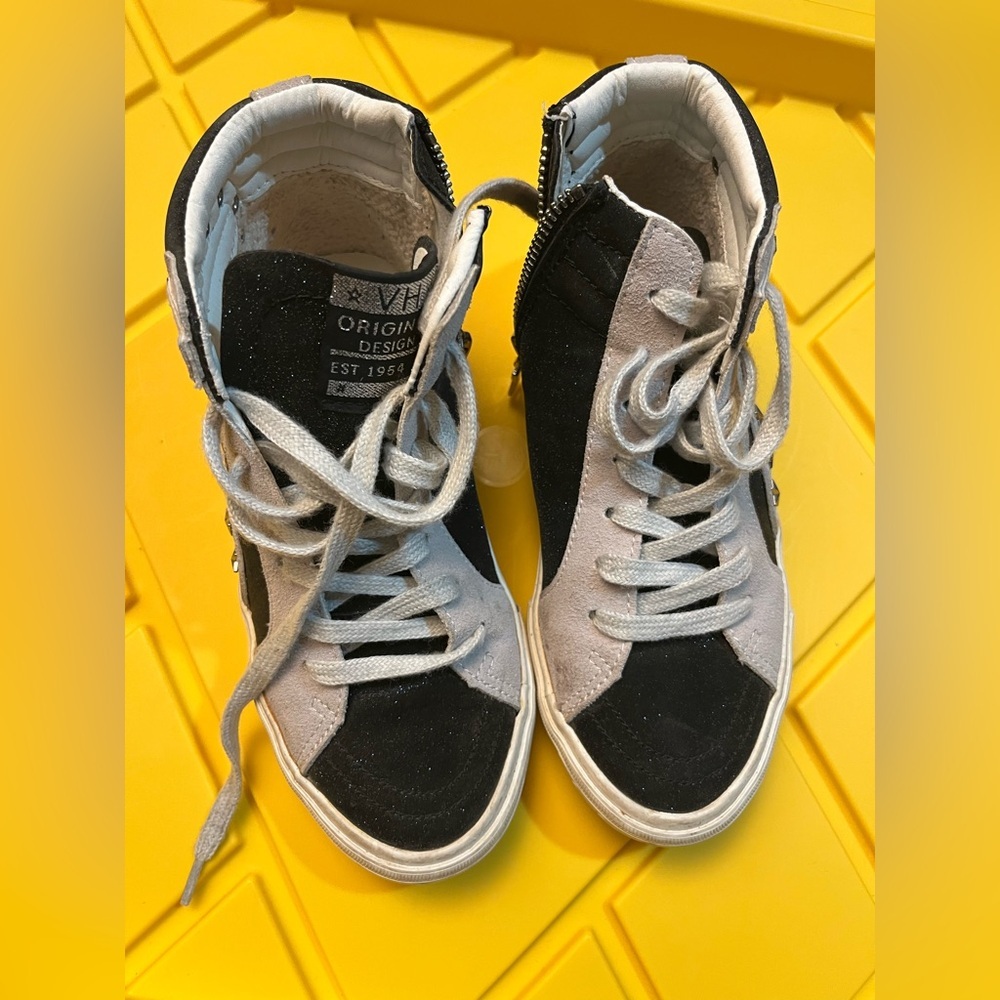 Vintage Havana KIDS GRETA - Black and White High-Top Star Accents Sneakers Shoes - Picture 12 of 13